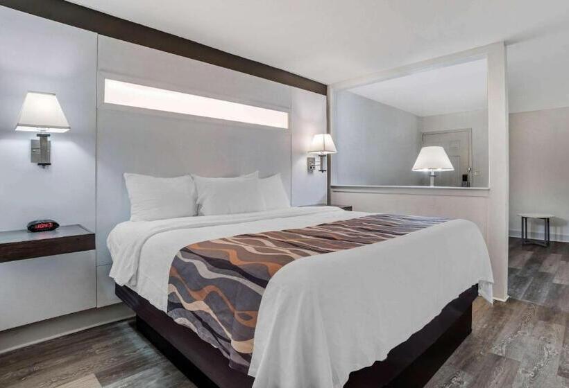 Отель Baymont By Wyndham Montgomery Al