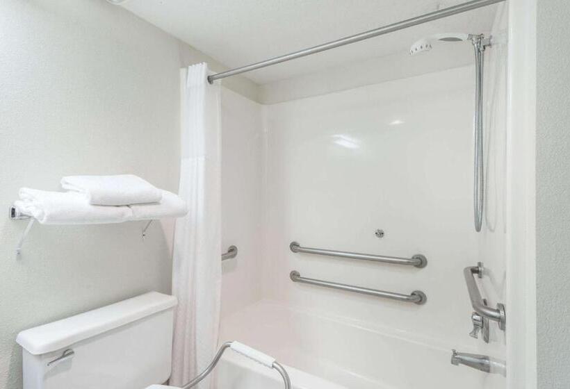 فندق Baymont By Wyndham Osage Beach