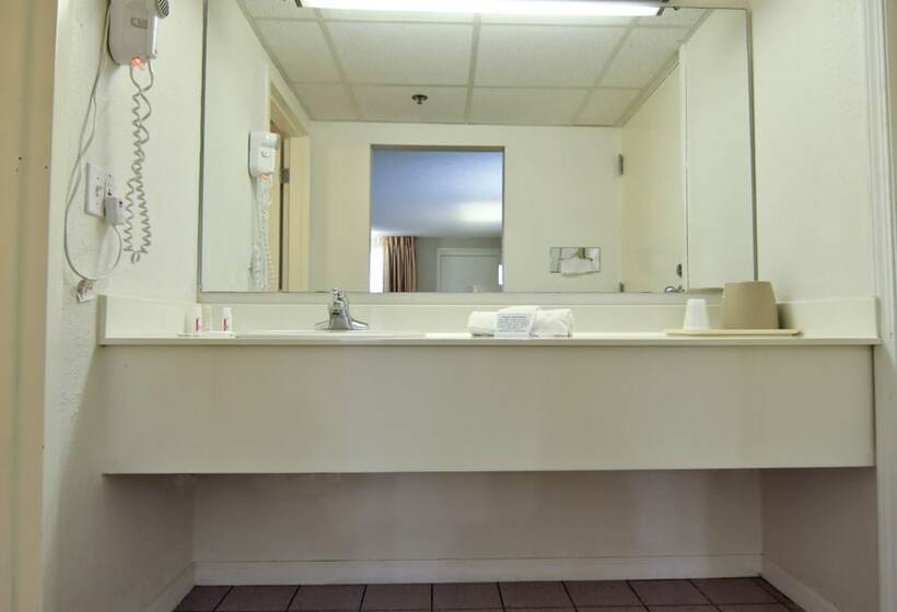 酒店 Baymont By Wyndham Sandusky