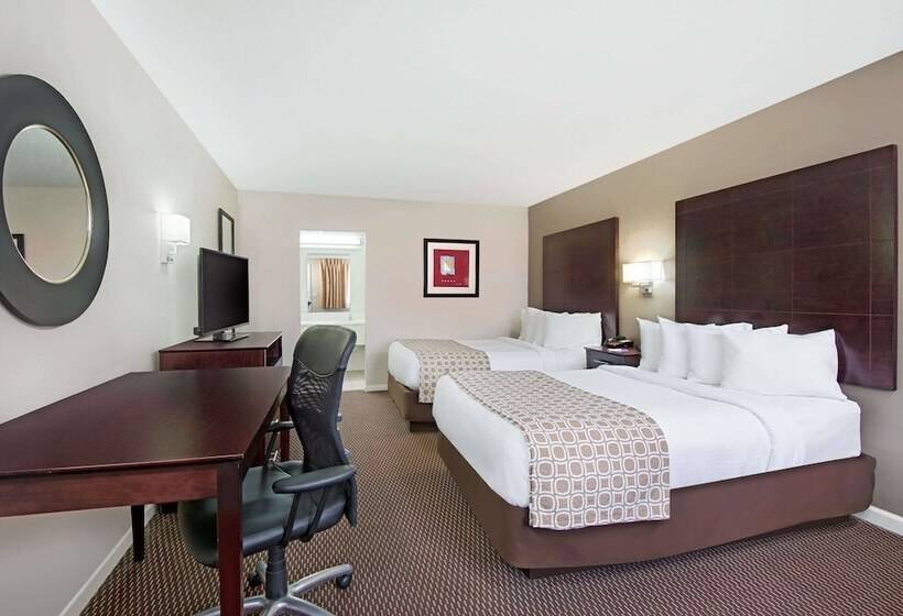 酒店 Baymont By Wyndham Sandusky