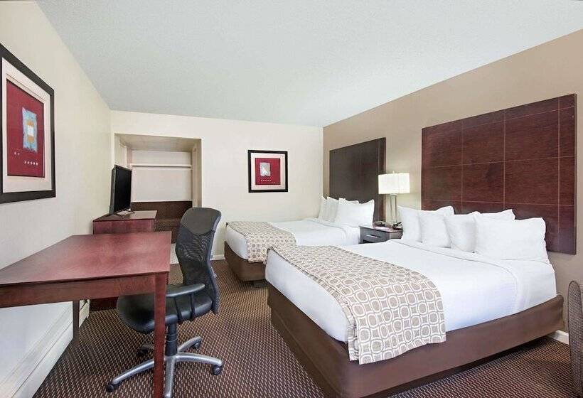 酒店 Baymont By Wyndham Sandusky