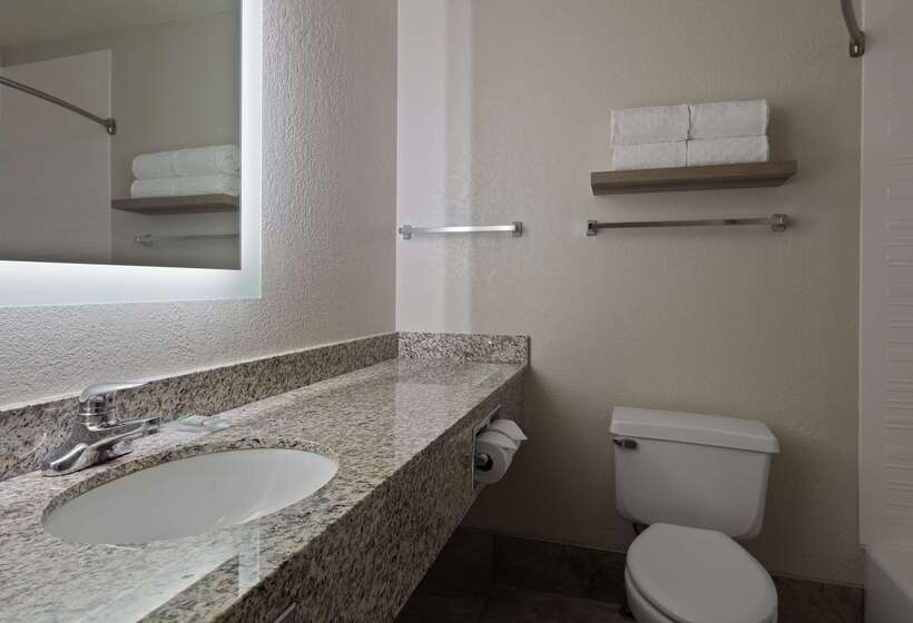 فندق Best Western Eau Claire South