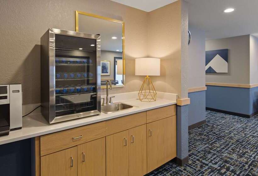 فندق Best Western Eau Claire South