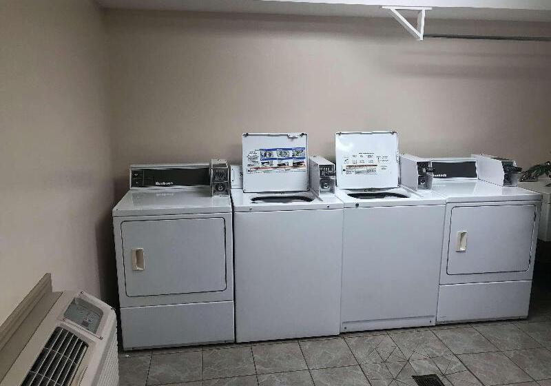 Отель Best Western Gold Poppy Inn