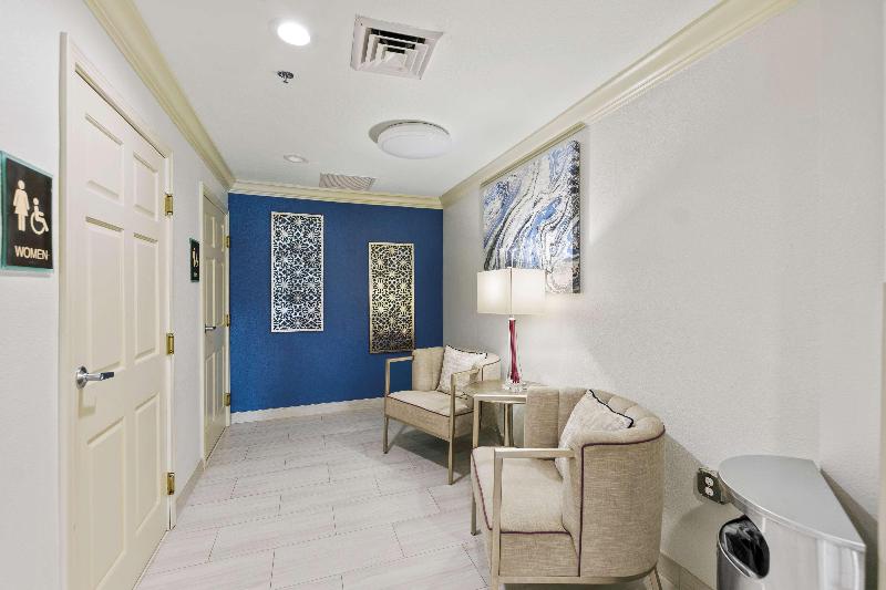 Best Western Plus Lake Lanier Gainesville Hotel & Suites