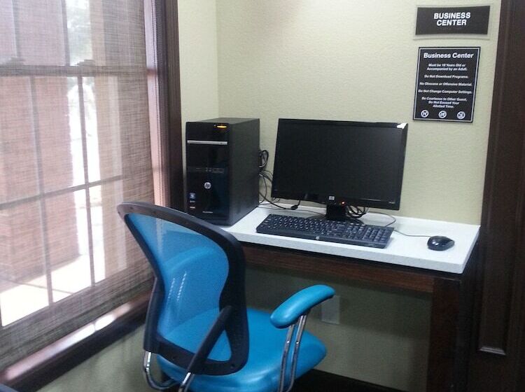 فندق Spark By Hilton Destin