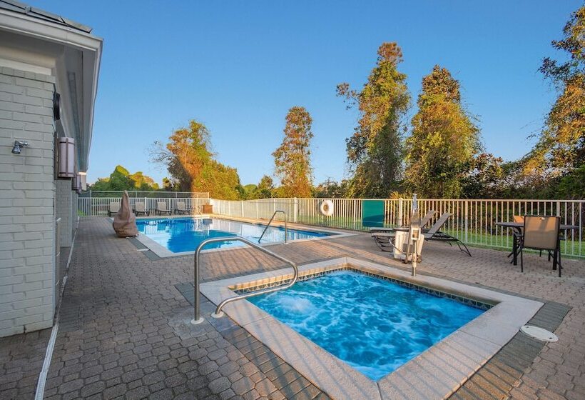 فندق Spark By Hilton Destin