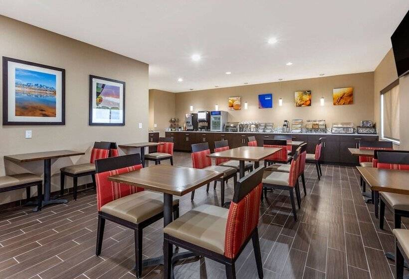 Отель Comfort Inn & Suites Alameda At Albuquerque Balloon Fiesta Park