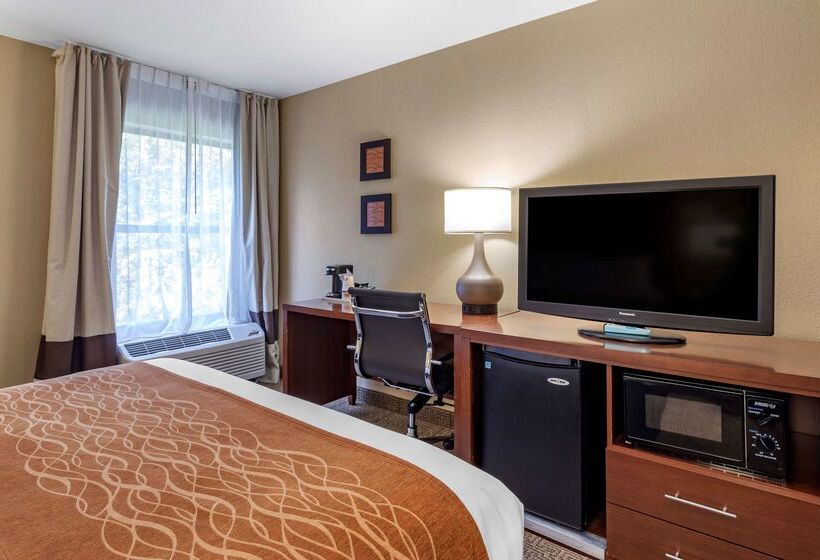 فندق Comfort Inn Biltmore West