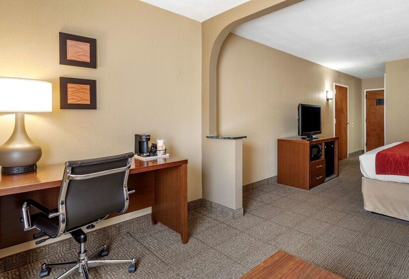 فندق Comfort Inn Biltmore West