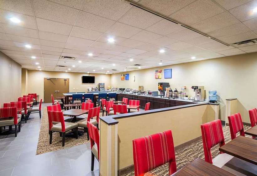 בית מלון כפרי Comfort Inn Downtown