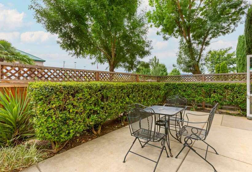 호텔 Comfort Inn Medford South