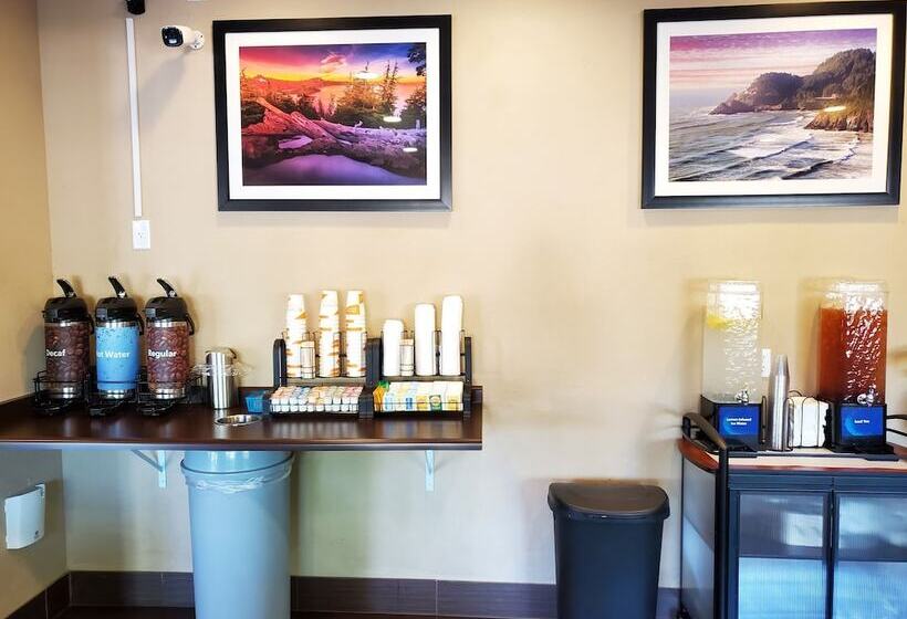 호텔 Comfort Inn Medford South