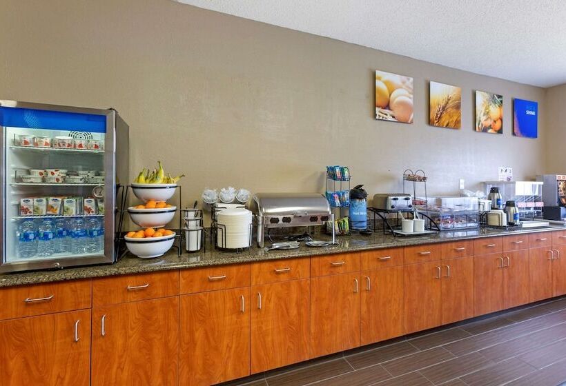 호텔 Comfort Inn Medford South