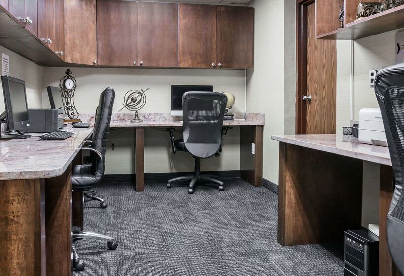 酒店 Comfort Inn Metro Airport