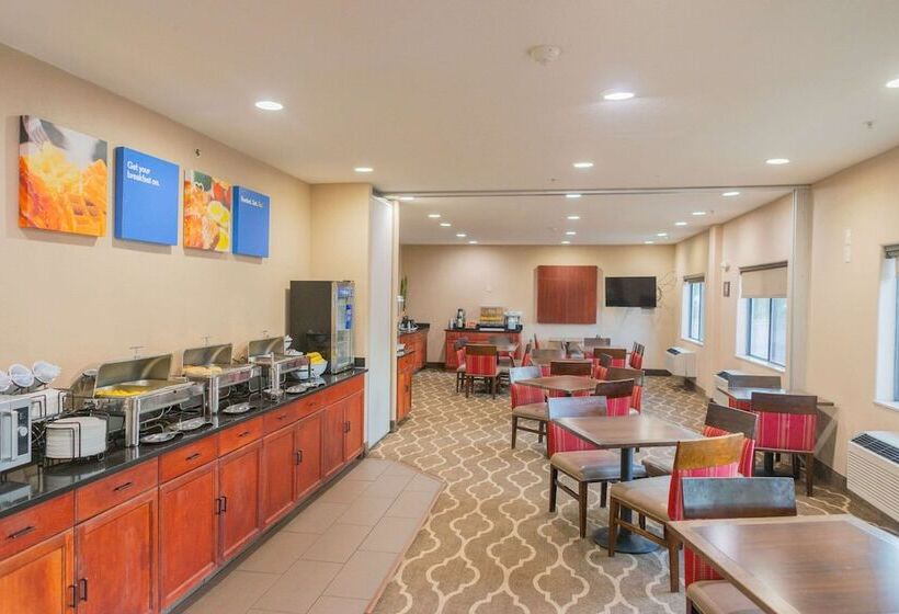 ホテル Comfort Inn North  Air Force Academy Area