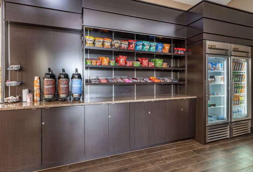 هتل Comfort Inn Northeast