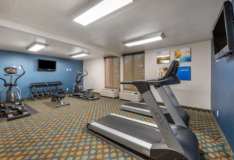 هتل Comfort Inn Northeast