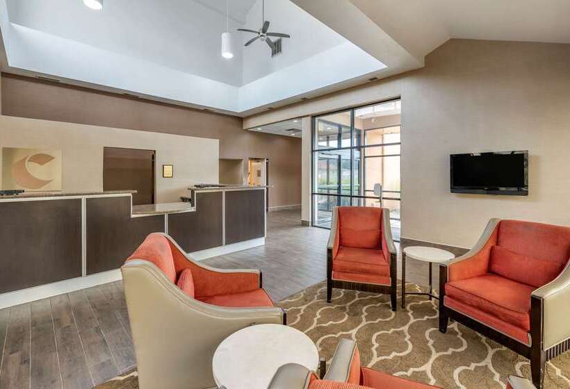 هتل Comfort Inn Northeast