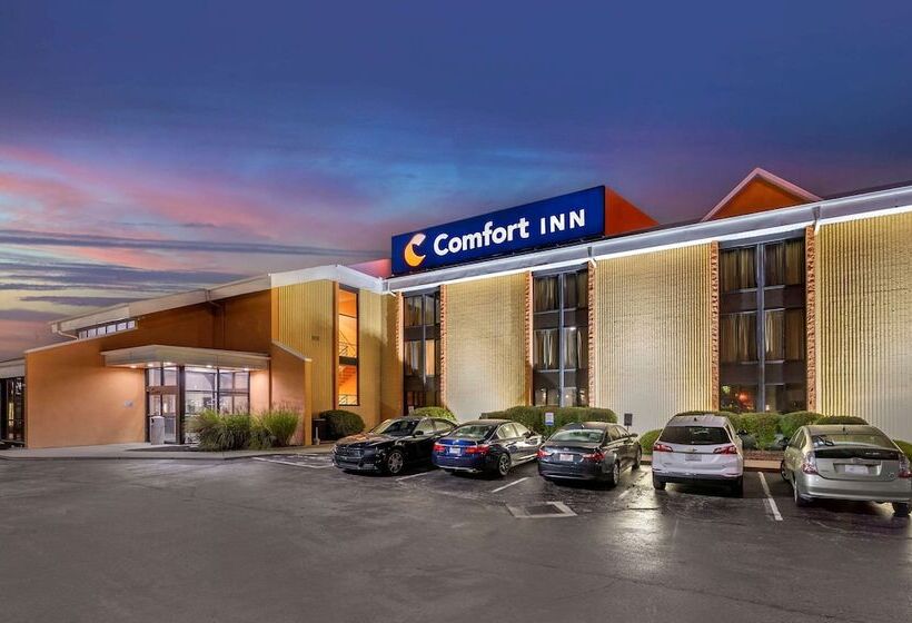 هتل Comfort Inn Northeast