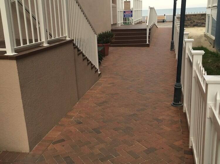 هتل Comfort Inn Ocean City Boardwalk