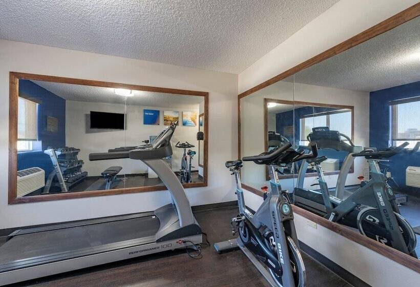 فندق Comfort Inn & Suites Hays I70