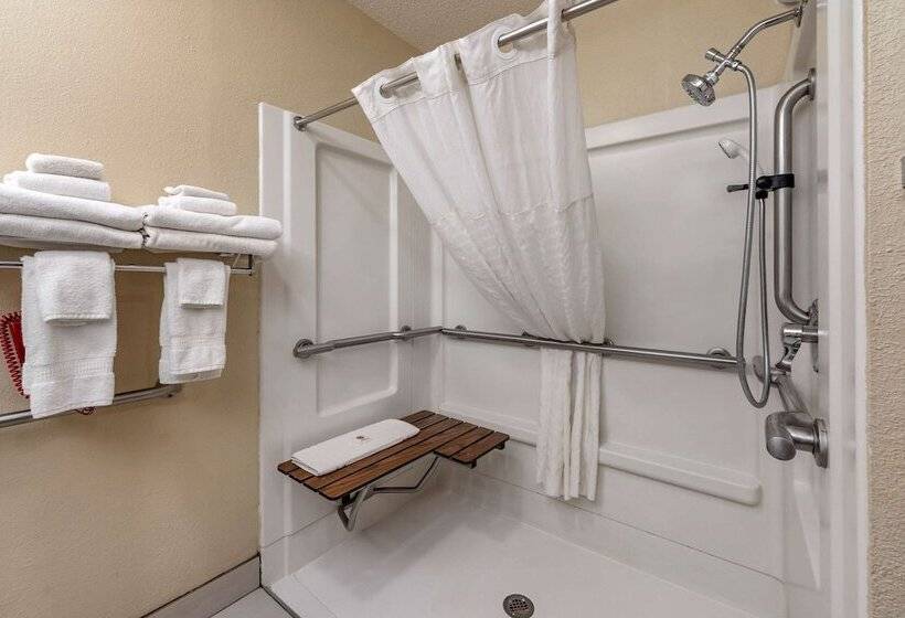 فندق Comfort Inn & Suites Hays I70