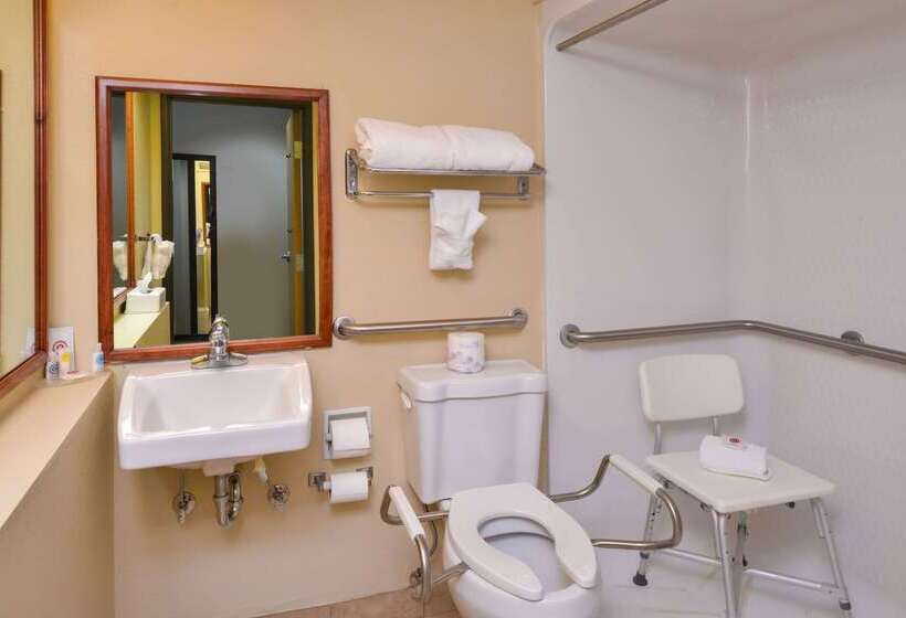 فندق Comfort Inn & Suites