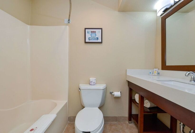 فندق Comfort Inn & Suites