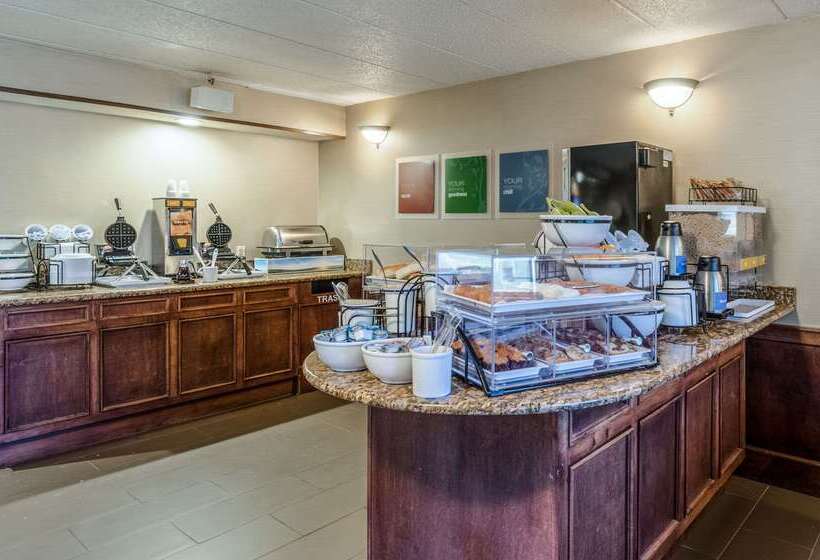 酒店 Comfort Inn & Suites