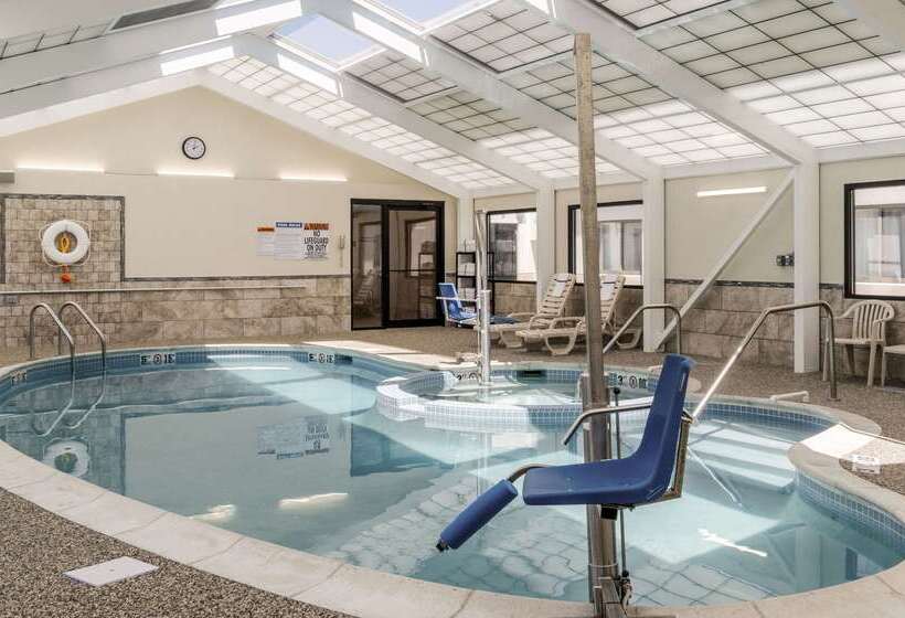 酒店 Comfort Inn & Suites