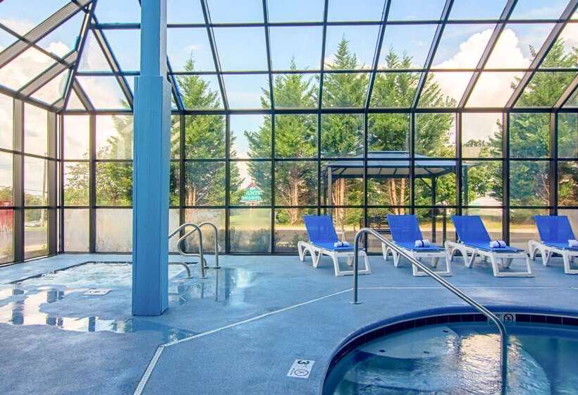 酒店 Comfort Suites Knoxville Airport