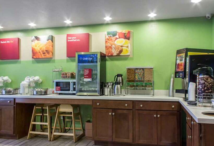 هتل Comfort Suites At Tucson Mall