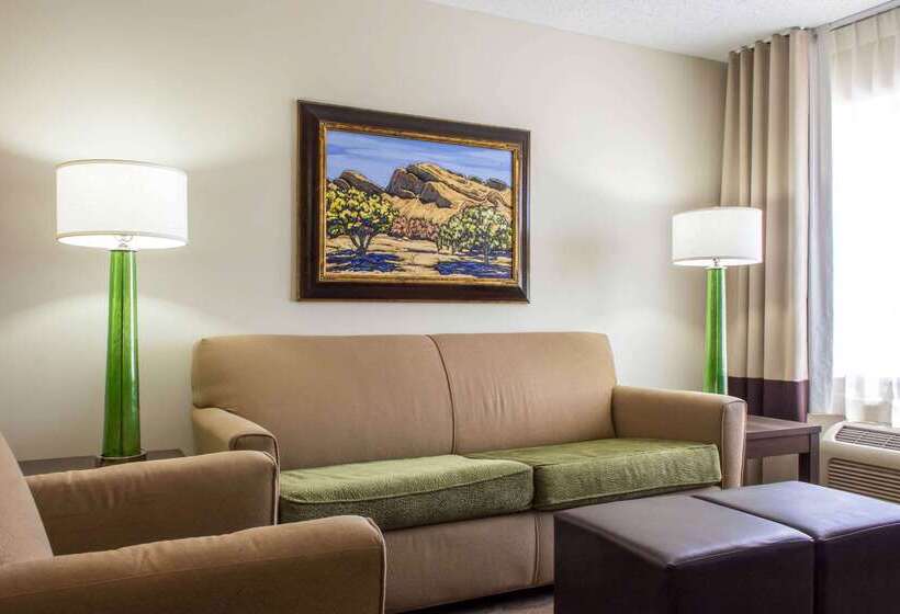 هتل Comfort Suites At Tucson Mall