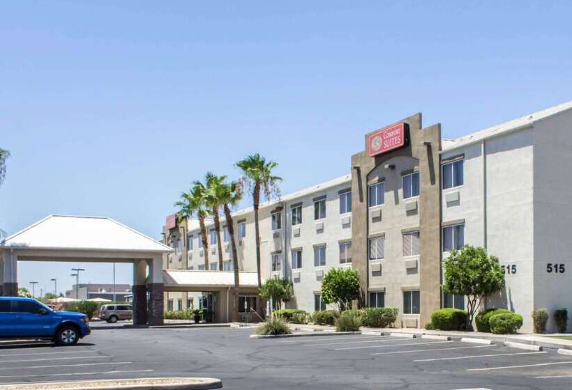هتل Comfort Suites At Tucson Mall