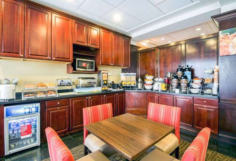 فندق Comfort Suites At Woodbridge