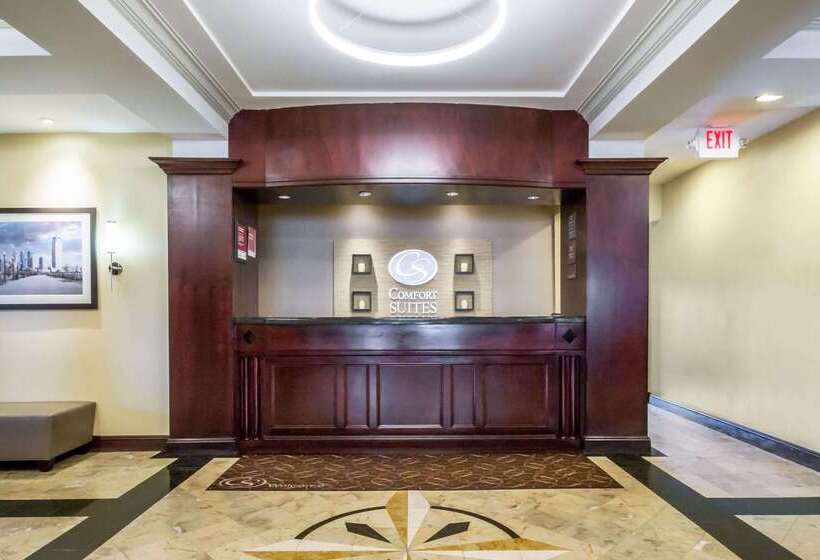 فندق Comfort Suites At Woodbridge