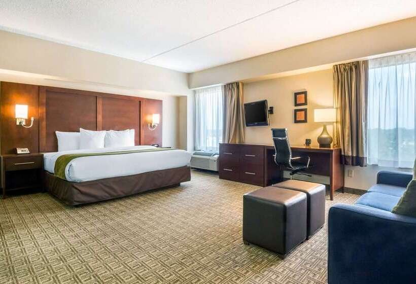 فندق Comfort Suites At Woodbridge