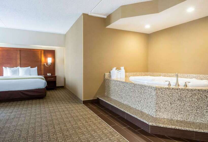 فندق Comfort Suites At Woodbridge