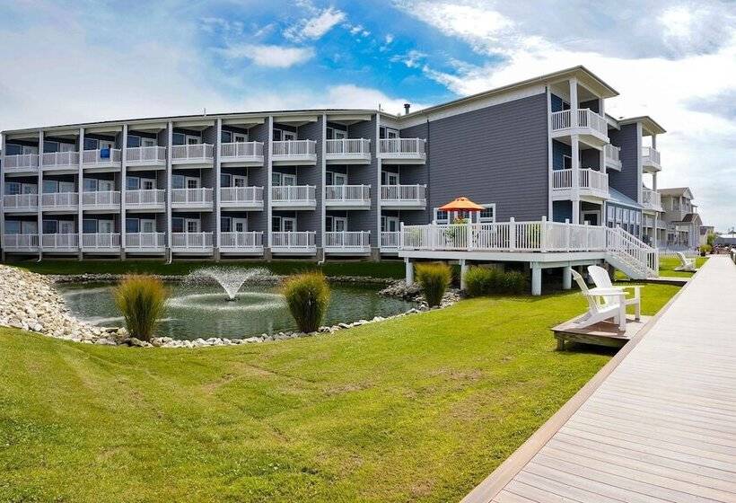 فندق Comfort Suites Chincoteague Island Bayfront Resort