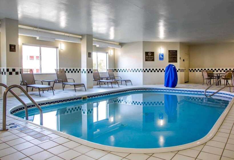 호텔 Comfort Suites Columbus West Hilliard