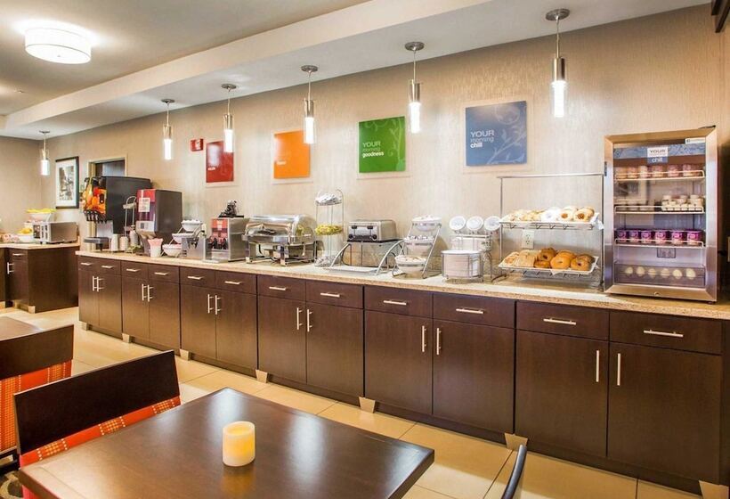 호텔 Comfort Suites Columbus West Hilliard