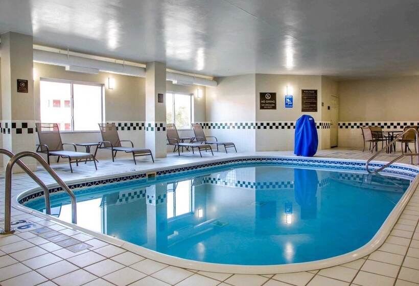 호텔 Comfort Suites Columbus West Hilliard