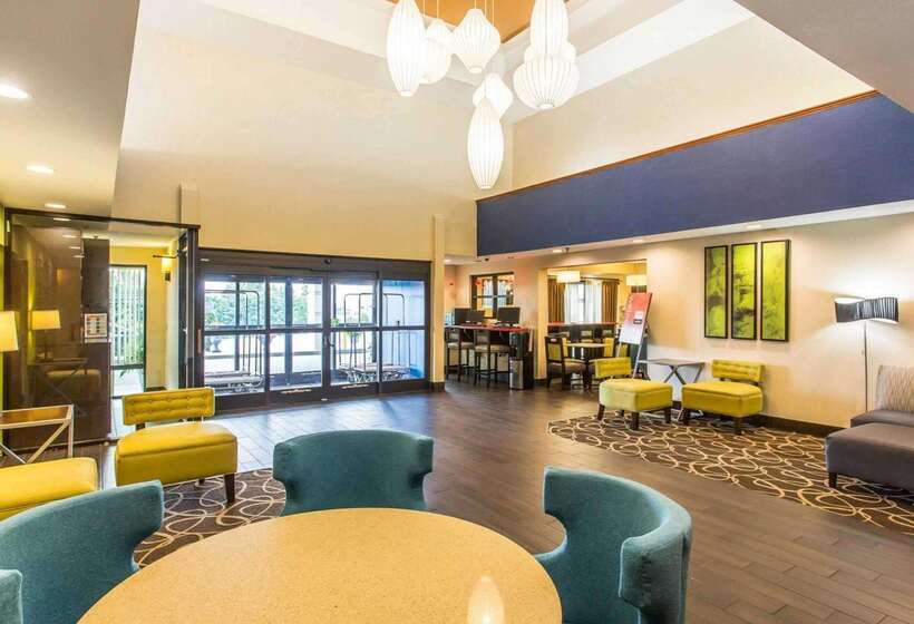 בית מלון כפרי Comfort Suites Cookeville