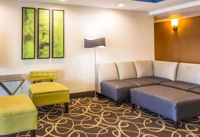 בית מלון כפרי Comfort Suites Cookeville