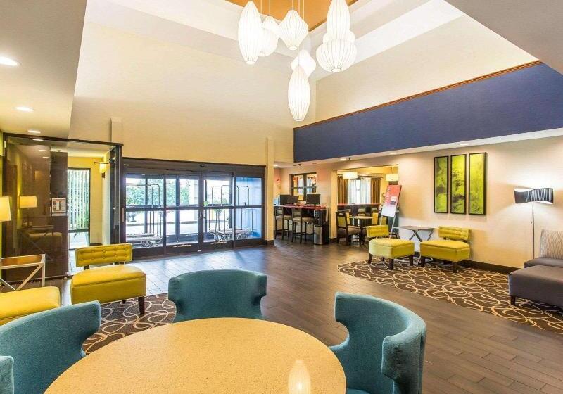 בית מלון כפרי Comfort Suites Cookeville