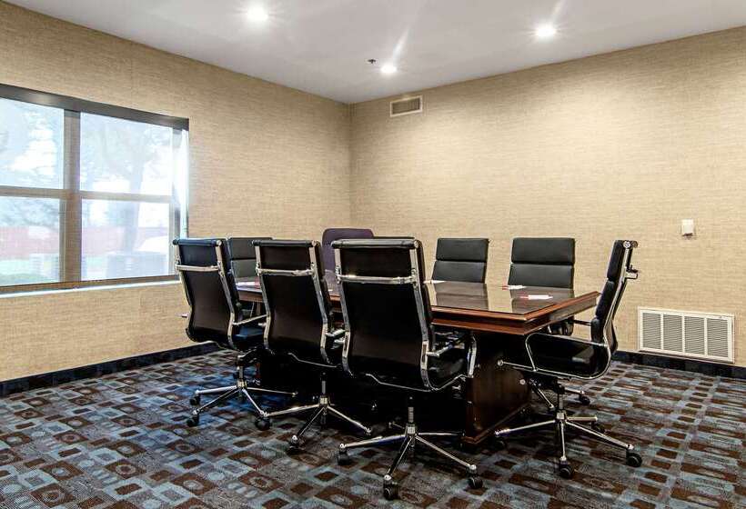 בית מלון כפרי Comfort Suites Nw Dallas Near Love Field