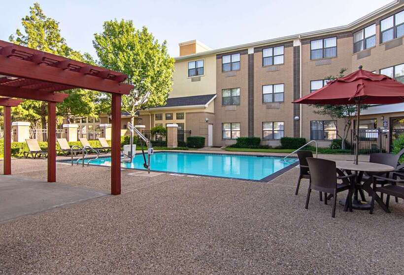 בית מלון כפרי Comfort Suites Nw Dallas Near Love Field