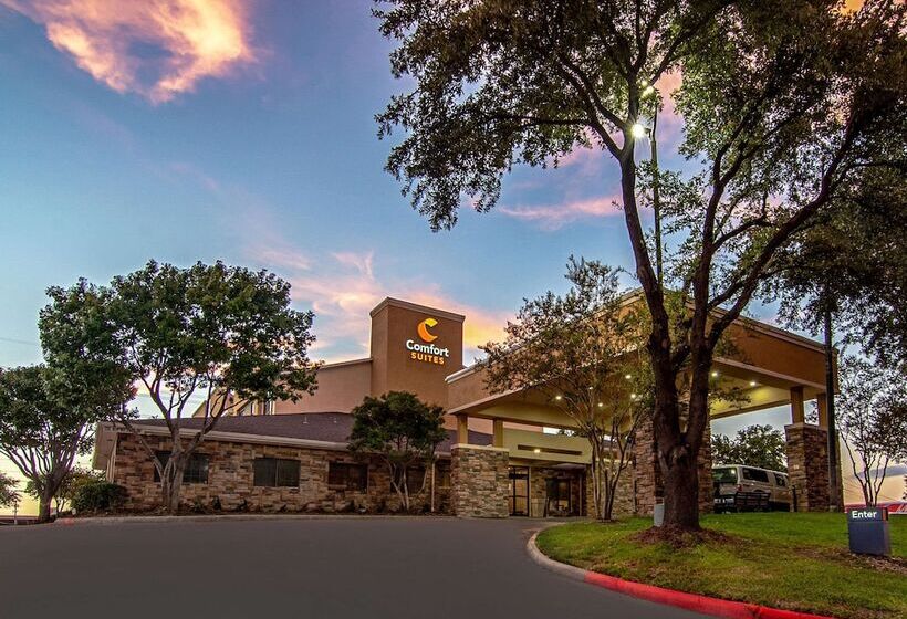 בית מלון כפרי Comfort Suites Nw Dallas Near Love Field
