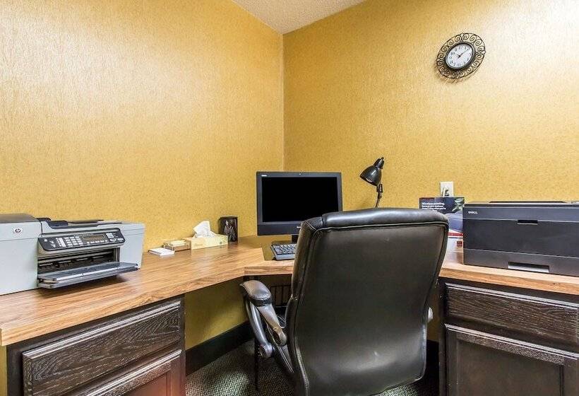 فندق Comfort Suites Effingham